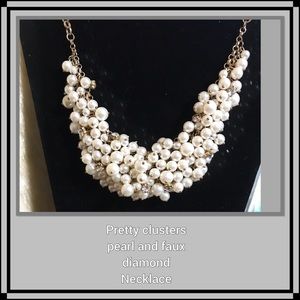 faux diamond/pearls bib necklace